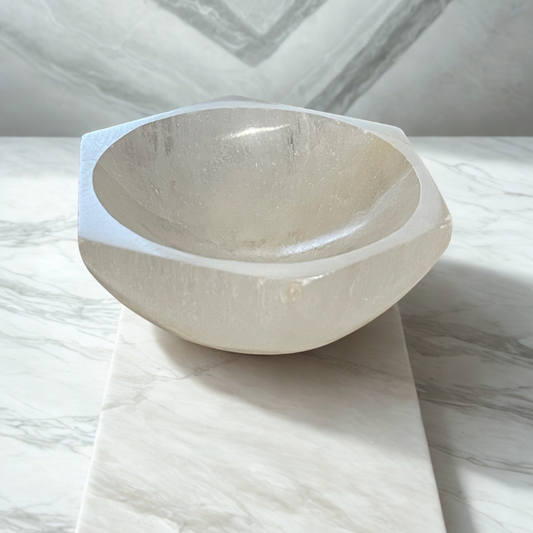 Coupelle en Sélénite Octogone – Purification & Rechargement