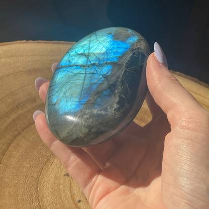 Galet en Labradorite Qualité AA - Provenance Madagascar