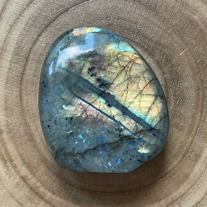 Labradorite Debout Qualité AAA - Gestion émotion, Protection