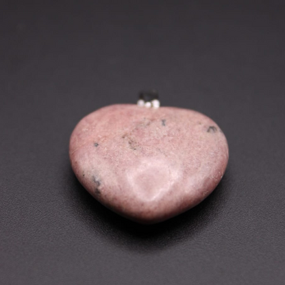 Pendentif Cœur en Rhodonite - Amour et Équilibre