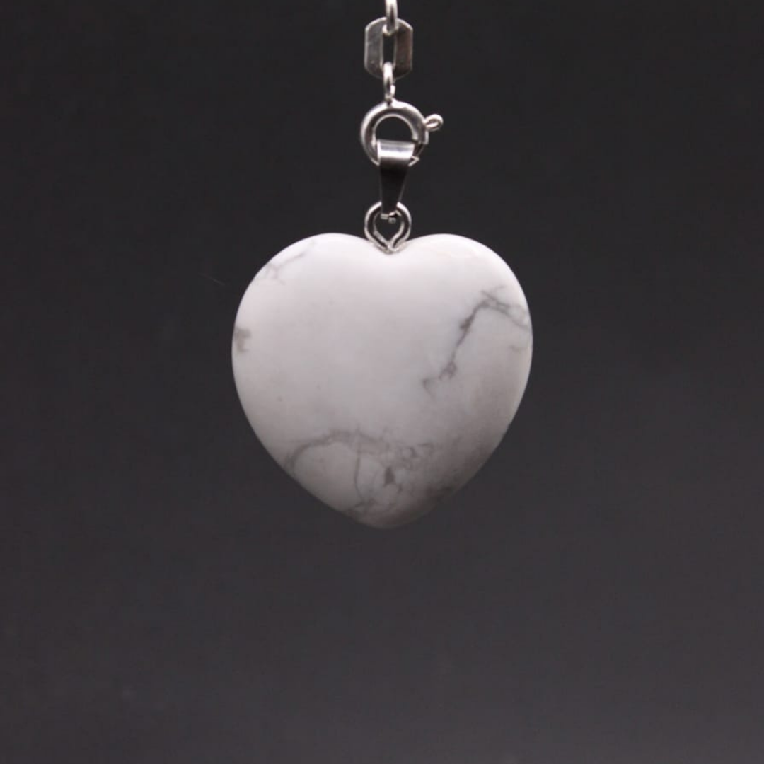 Pendentif Cœur en Howlite - Sérénité et Harmonie