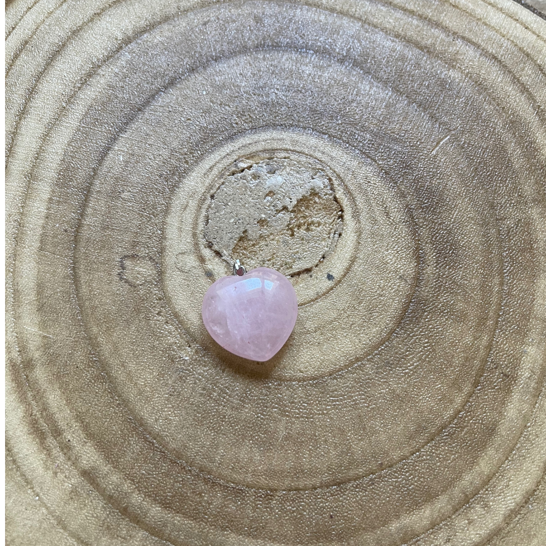 Pendentif Cœur en Quartz Rose - Amour et Douceur