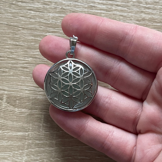 🌿 Pendentif Fleur de Vie & Aventurine Verte – Chance & Sérénité