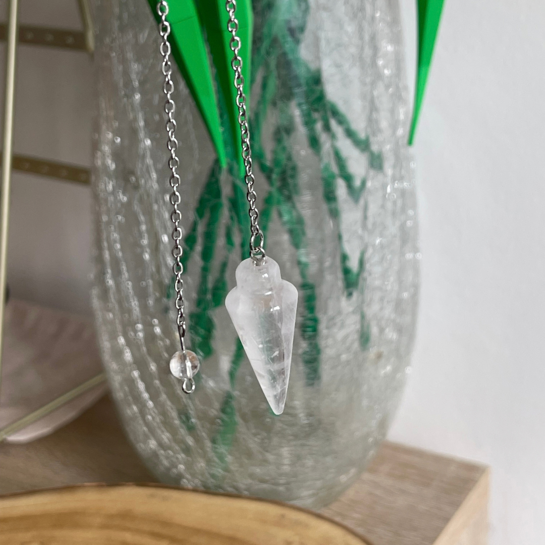 Pendule en Cristal de Roche Naturel – Clarté & Radiesthésie